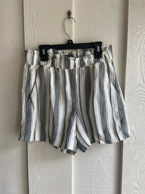 LOFT Linen Blend Stripe Shorts Gray White Paperbag Waist XS
